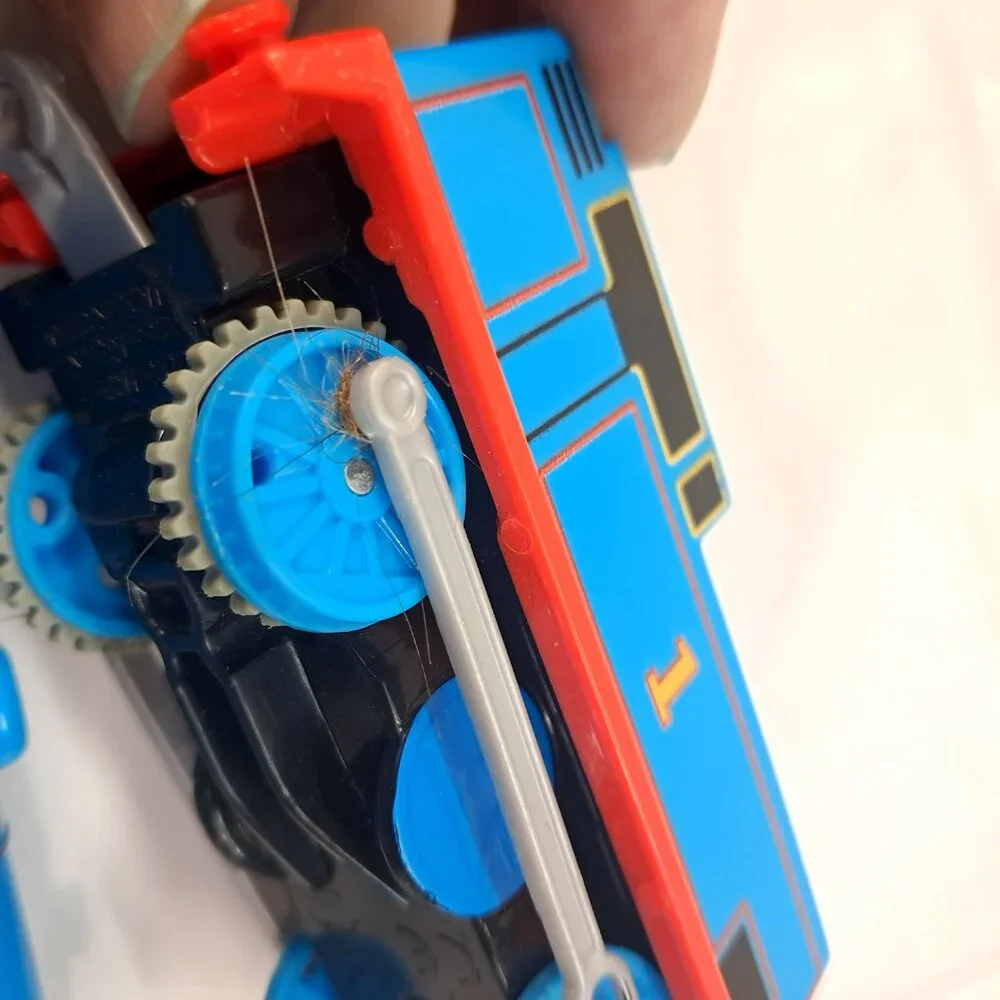 Thomas & Friends Train Tank‎ Motorized Gordon 2013 DO NOT WORK FOR PARTS REPAIR